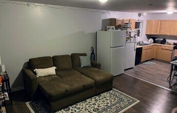 266 Robinson St in Pittsburgh, PA - Building Photo - Building Photo