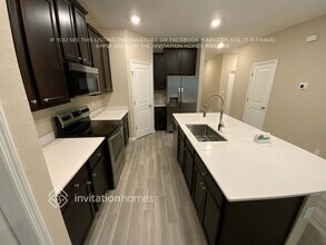 2421 Laylas Wy in Jacksonville, FL - Building Photo - Building Photo