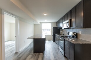 3209 Spring Garden St in Philadelphia, PA - Building Photo