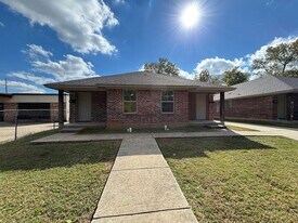 1719 Lakeshore Dr in Shreveport, LA - Building Photo