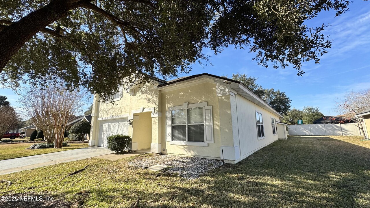 8530 Longford Dr in Jacksonville, FL - Building Photo