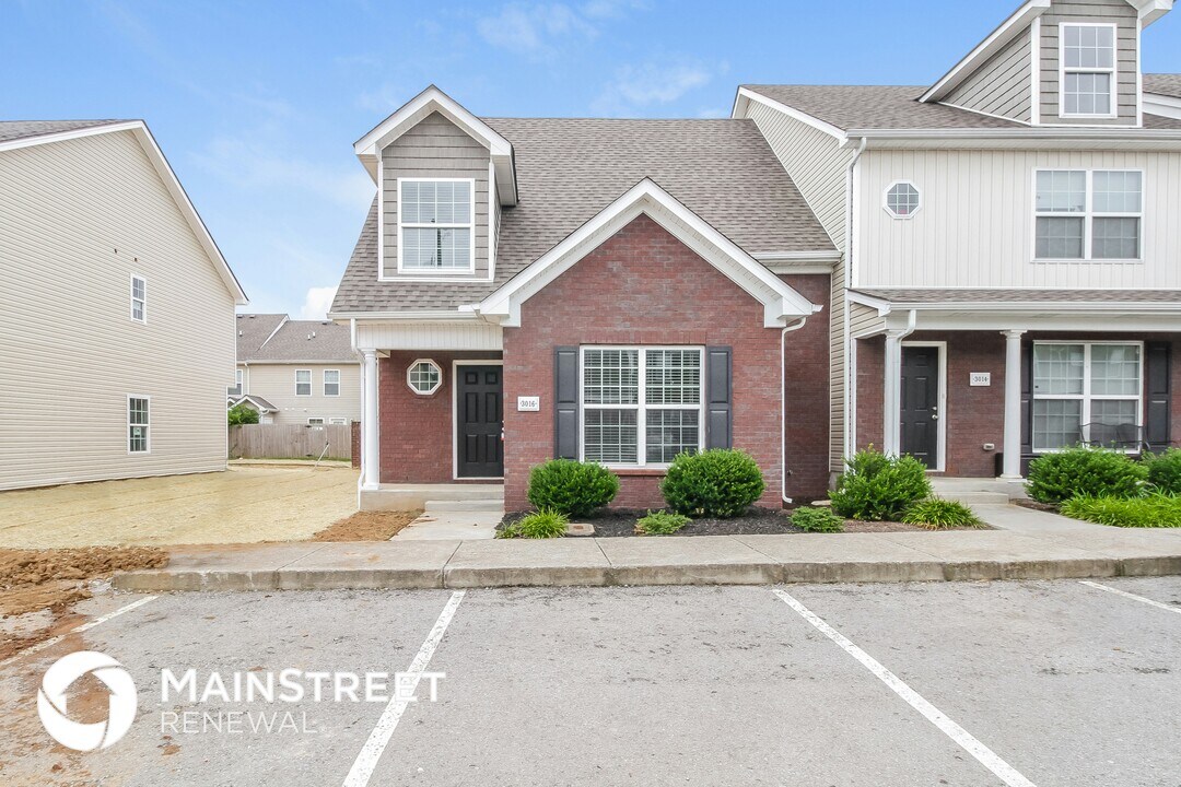 3016 RG Buchanan Dr in La Vergne, TN - Building Photo
