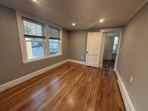 198 E Central St in Franklin, MA - Building Photo - Building Photo