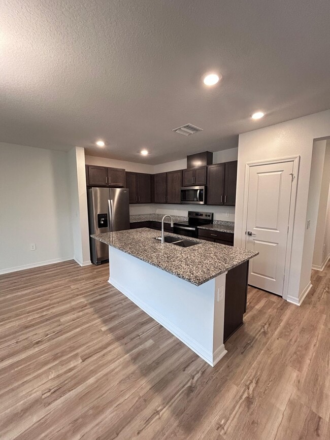 9276 Westside Hls Dr in Davenport, FL - Building Photo - Building Photo