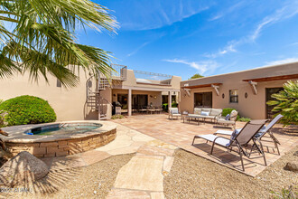 1063 N Boulder Dr in Carefree, AZ - Building Photo - Building Photo