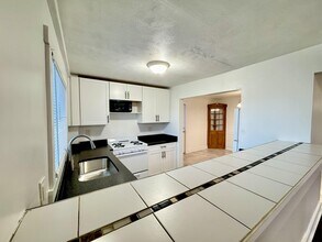 4364 Ave F in Newport, MI - Building Photo - Building Photo