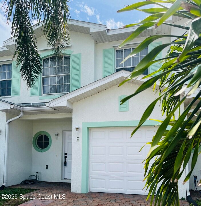 117 Anchorage Ave in Cape Canaveral, FL - Building Photo