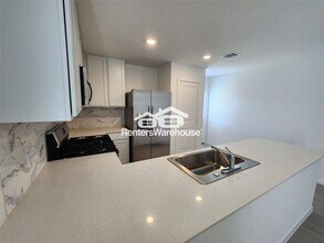 6014 Standpiper Lp in Baytown, TX - Building Photo - Building Photo