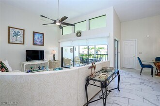 661 Windsurf Ln in Naples, FL - Building Photo - Building Photo