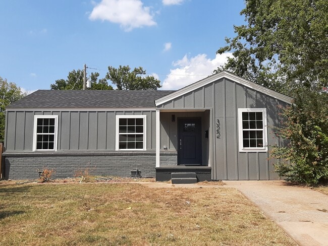 property at 322 S Arrington Dr