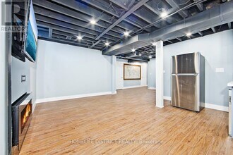 34 Brumstead Dr in Richmond Hill, ON - Building Photo - Building Photo