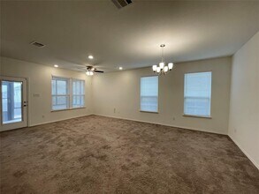 168 Crimson Ln in Kyle, TX - Building Photo - Building Photo