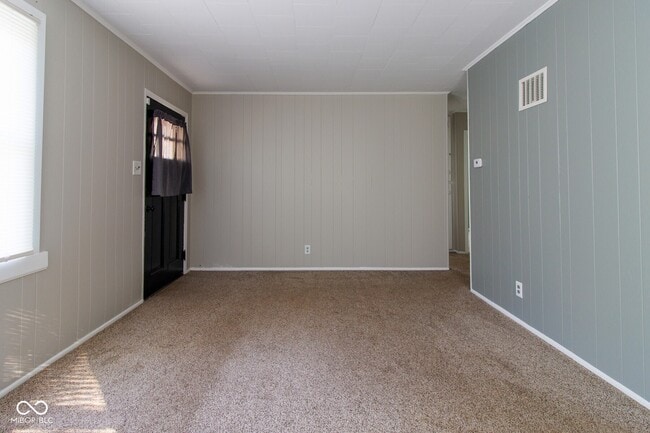 5866 Shimer Ave in Indianapolis, IN - Building Photo - Building Photo