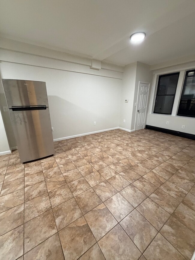 150 S Harrison St, Unit 4G in East Orange, NJ - Building Photo - Building Photo