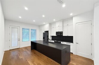 2310 Newbury Dr in Arlington, TX - Building Photo - Building Photo