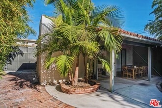 710 6th Ave in Los Angeles, CA - Building Photo - Building Photo