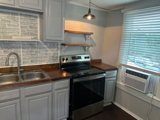 1515 Palm Ave in Jacksonville, FL - Building Photo - Building Photo