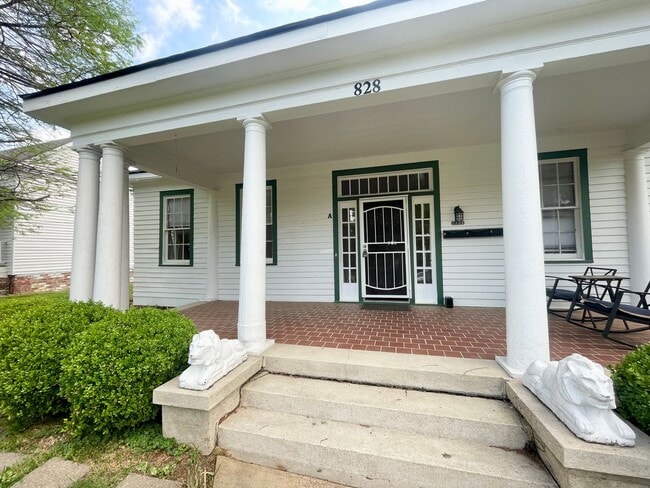 828 N Jefferson St in Jackson, MS - Building Photo - Building Photo