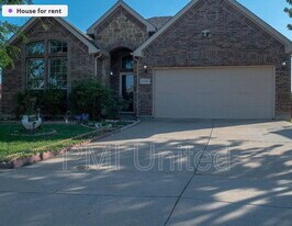 2520 Triangle Leaf Dr in Fort Worth, TX - Building Photo