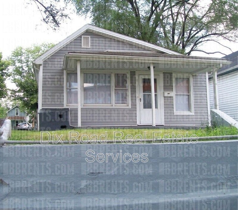 624 Catalpa Dr in Middletown, OH - Foto de edificio