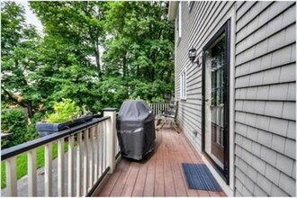 371 Austin St in Newton, MA - Building Photo - Building Photo