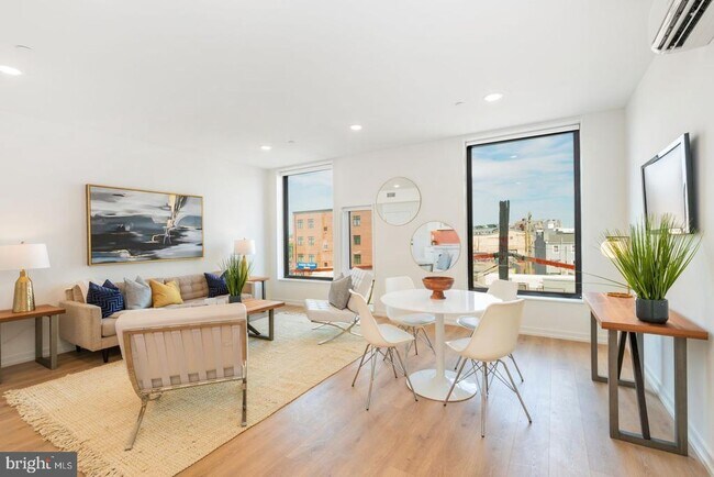 property at 1141 N Front St