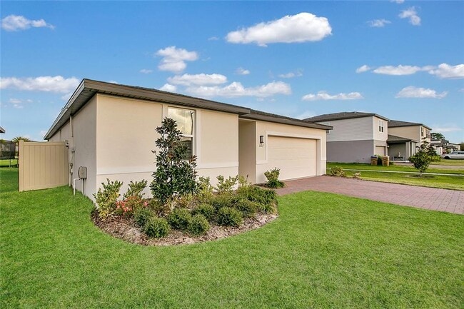 527 Amadoras Wy in St. Cloud, FL - Building Photo - Building Photo