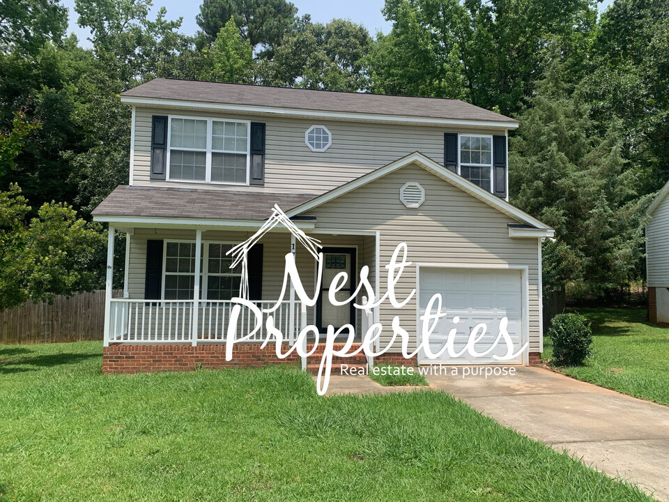 172 Firebridge Dr in Chapin, SC - Foto de edificio