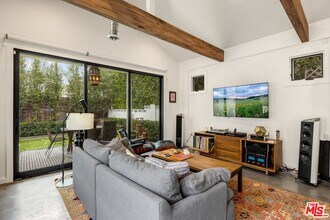3611 Moore St in Los Angeles, CA - Building Photo - Building Photo