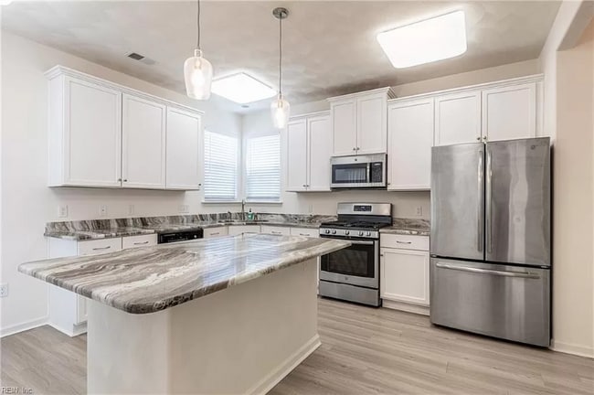 property at 2166 Humphreys Dr