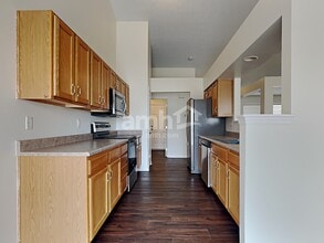32 Meadowcrest Dr in Franklin, OH - Building Photo - Building Photo