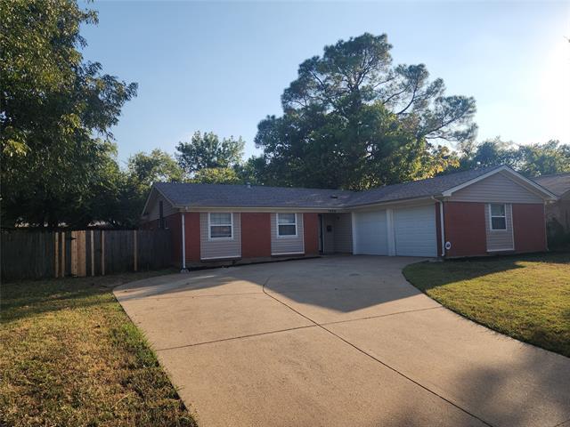 7436 Meadowcrest Dr in Fort Worth, TX - Building Photo