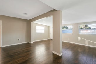 743-737 37th Ave S in St. Petersburg, FL - Building Photo - Building Photo