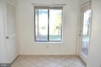 8383 Buttress Ln in Manassas, VA - Building Photo - Building Photo