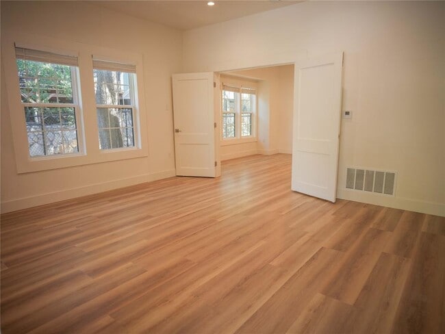 803 Oakland Ave in Austin, TX - Building Photo - Building Photo
