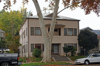 1720 U St in Sacramento, CA - Building Photo - Building Photo