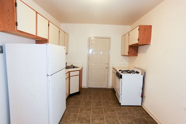 5746 N Winthrop Ave, Unit 403 in Chicago, IL - Foto de edificio - Building Photo