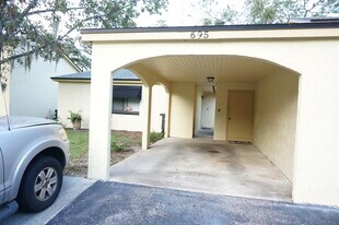 695 Belflower Pl in Altamonte Springs, FL - Building Photo
