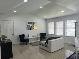 15560 SW 104th Ter, Unit 6112 in Miami, FL - Building Photo