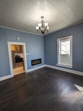 534 E Sycamore St in Sherman, TX - Foto de edificio - Building Photo