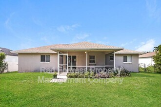 1141 Mohawk Pkwy in Cape Coral, FL - Building Photo - Building Photo