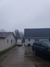 775 Shelley Pkwy in Berea, OH - Building Photo - Building Photo