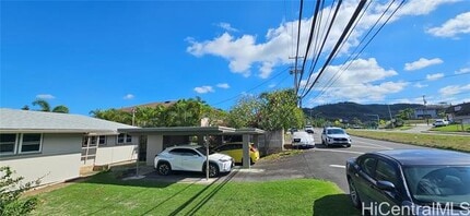 44-749-749 Kane‘ohe Bay Dr in Kaneohe, HI - Building Photo - Building Photo