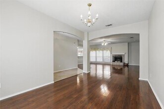 322 Wonder Oak Ct in Weatherford, TX - Building Photo - Building Photo