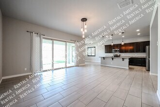 8544 W Midway Ave in Glendale, AZ - Building Photo - Building Photo