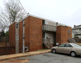 201 N Lewis St in Lagrange, GA - Building Photo - Building Photo