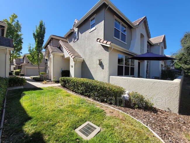 property at 3304 Esplanade Cir