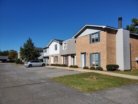 Parkwood Townhomes and Apartments