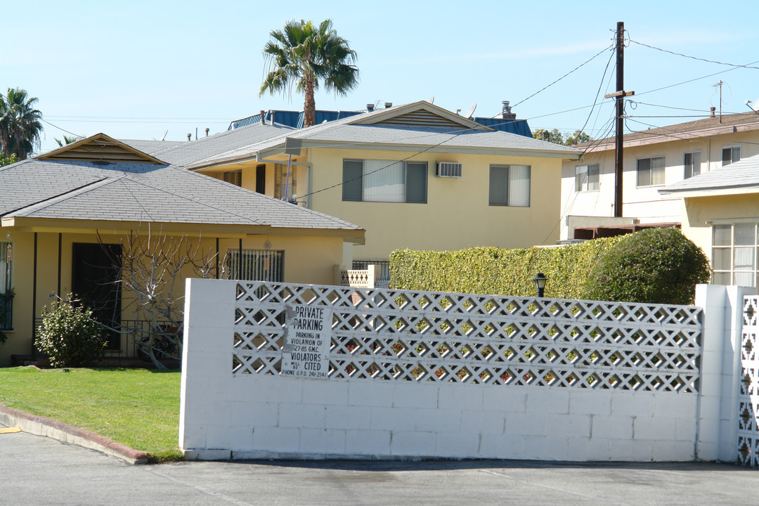 1251 Boynton St in Glendale, CA - Foto de edificio