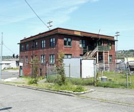 Canal Apartments in Seattle, WA - Building Photo - Building Photo